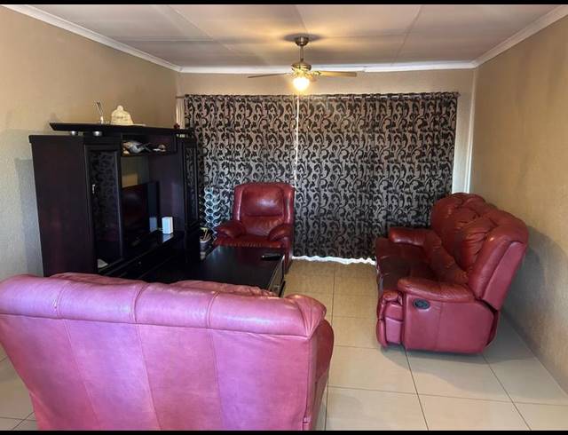 2 BEDROOM PROPERTY TO RENT IN CELTISDAL